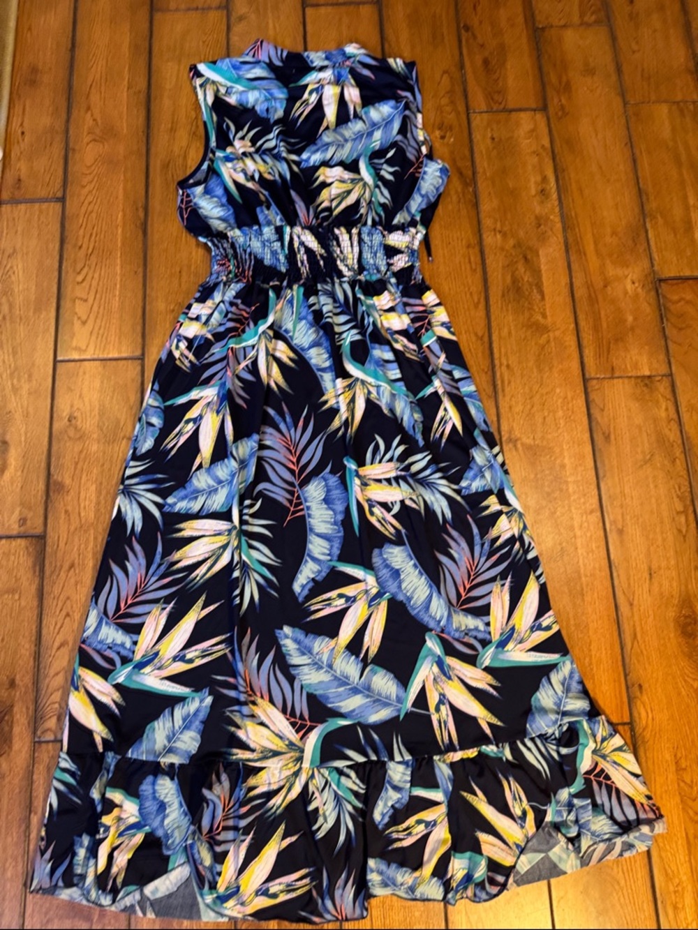 Sleeveless Navy Tropical Maxi Dress with Smocked Waist - Picture 3 of 6